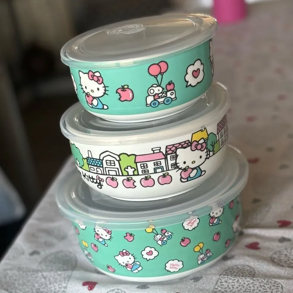 Hello Kitty Food Storage Containers - Picture 3 of 4